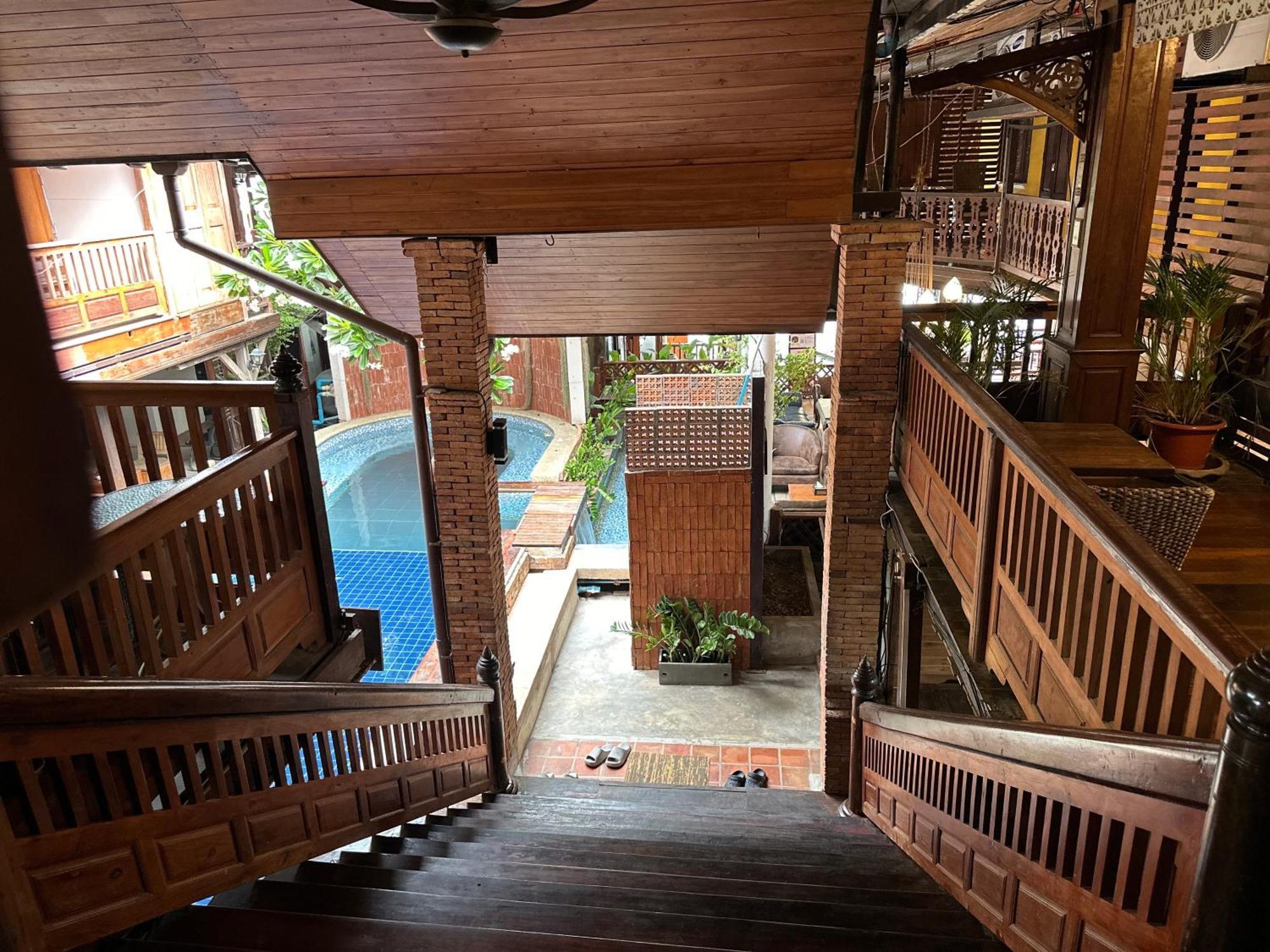 Tony'S Place Ayutthaya Экстерьер фото