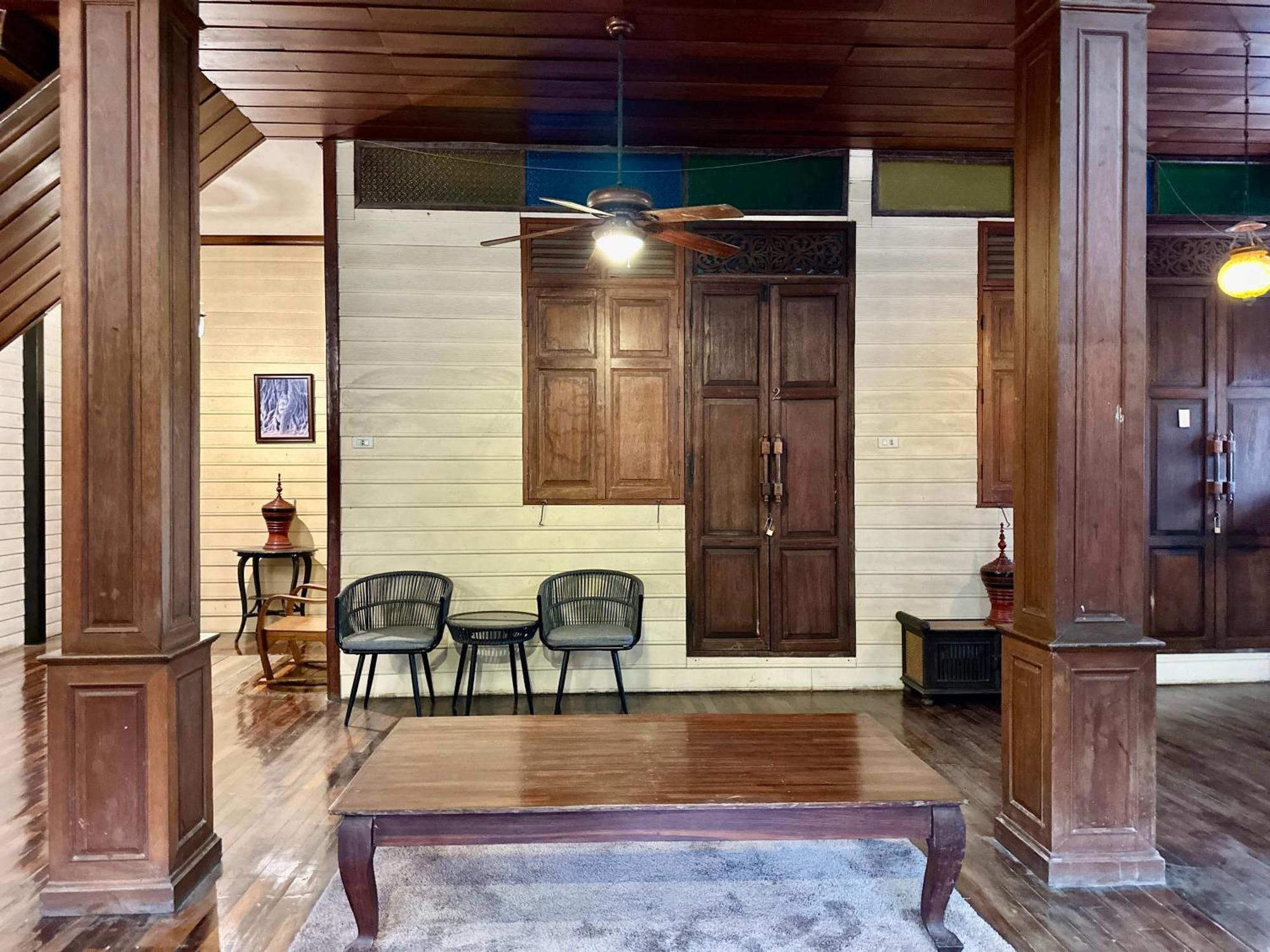 Tony'S Place Ayutthaya Экстерьер фото