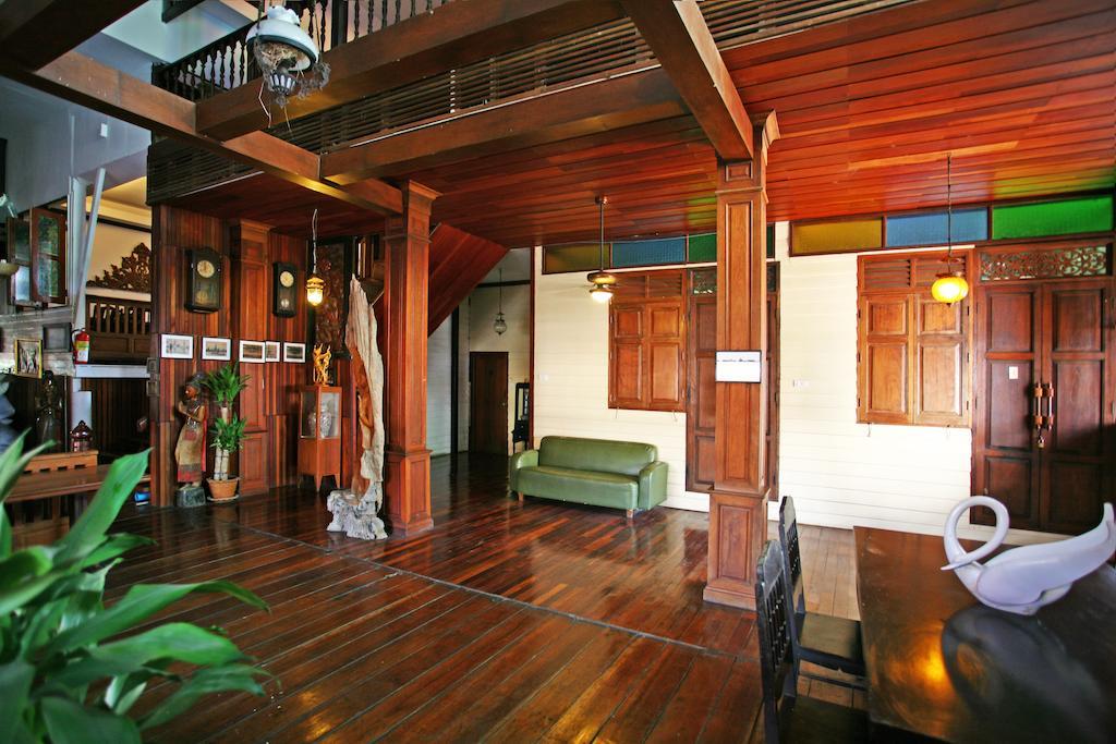 Tony'S Place Ayutthaya Экстерьер фото